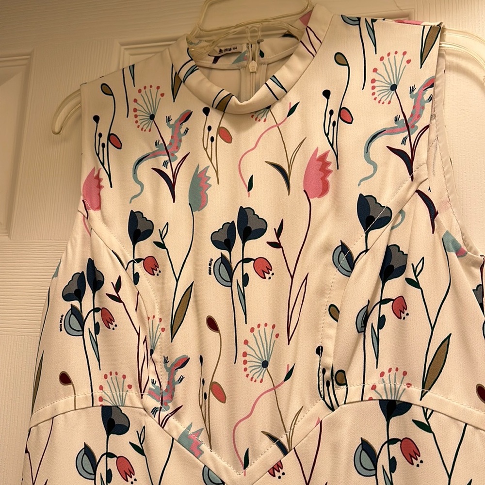 Miu Miu sleeveless dress. Size 44. Never worn